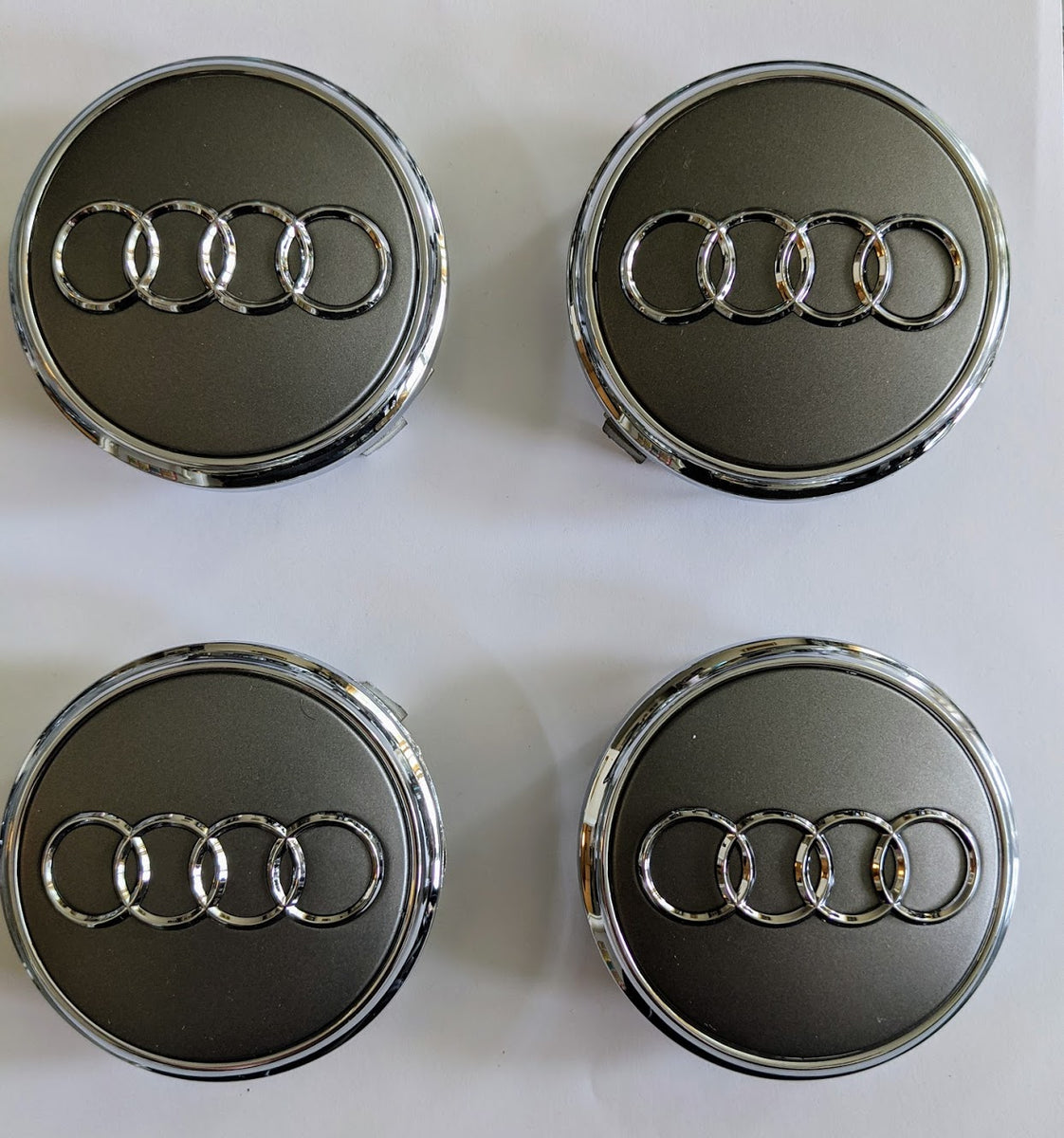 4 items BMW 61mm / 57mm wheel center hub caps rim covers 4 items BMW 61mm / 57mm wheel center hub caps rim covers